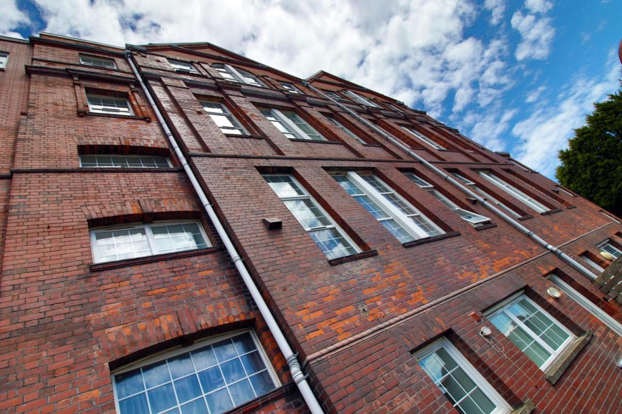 St Thomas Loft Views By Ssw - 2Br, Parking, Sleeps 4, Easy Access To City Centre, Marina, Beach And M4 스완지 외부 사진
